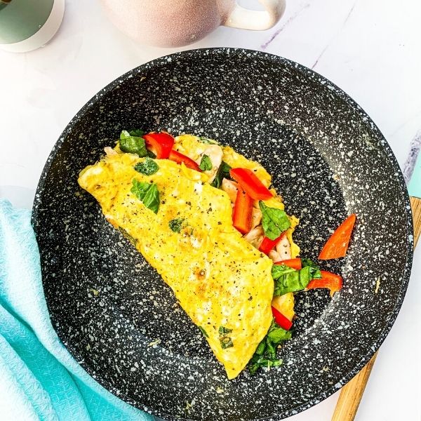 Chicken, Spinach & Red Pepper Omelette