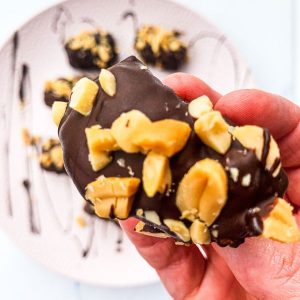 Healthy "Snickers" Bites